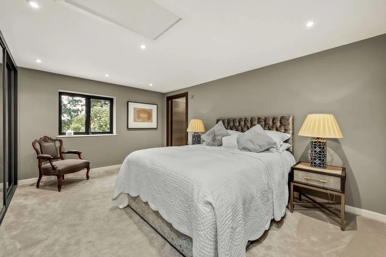 The Avenue, Petersfield, GU31, photo 19