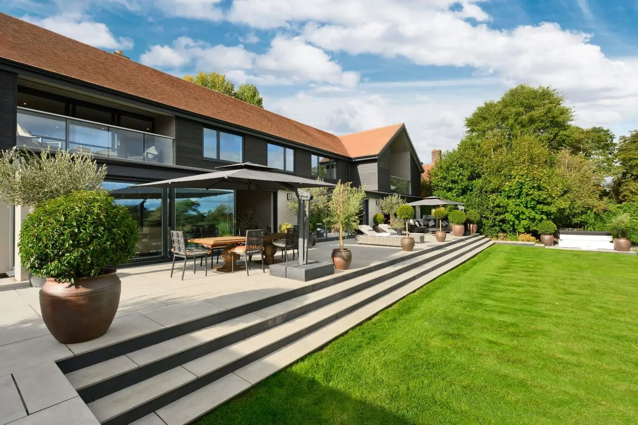 The Avenue, Petersfield, GU31, photo 9