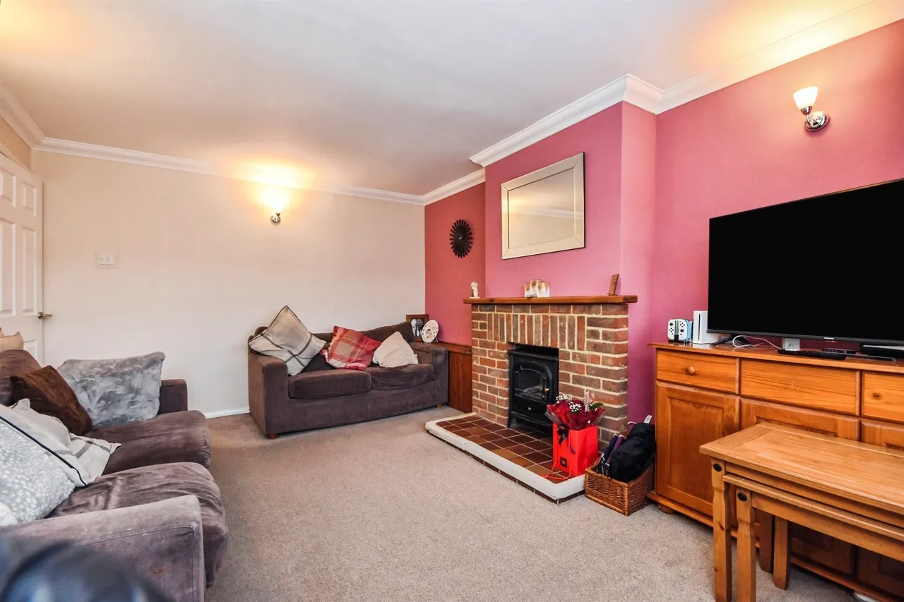 Gardeners Road, HALSTEAD, photo 8