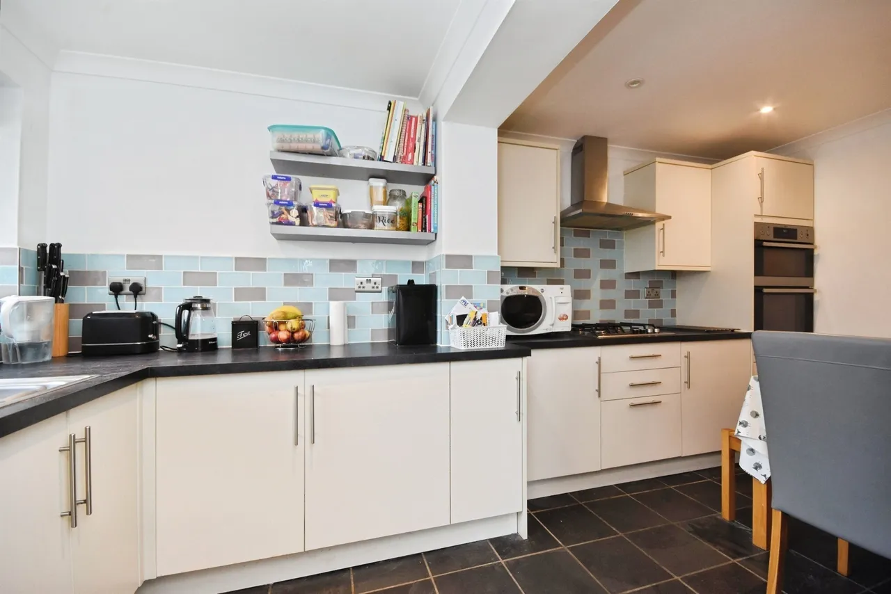 Gardeners Road, HALSTEAD, photo 6