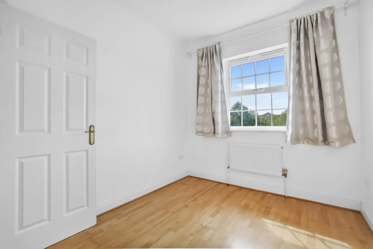 Chadwick Place, Kingston, KT6, photo 8