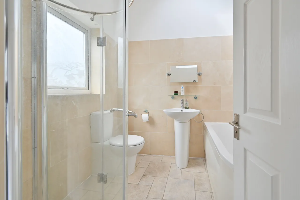 55 Chalk Hill, Watford, photo 7