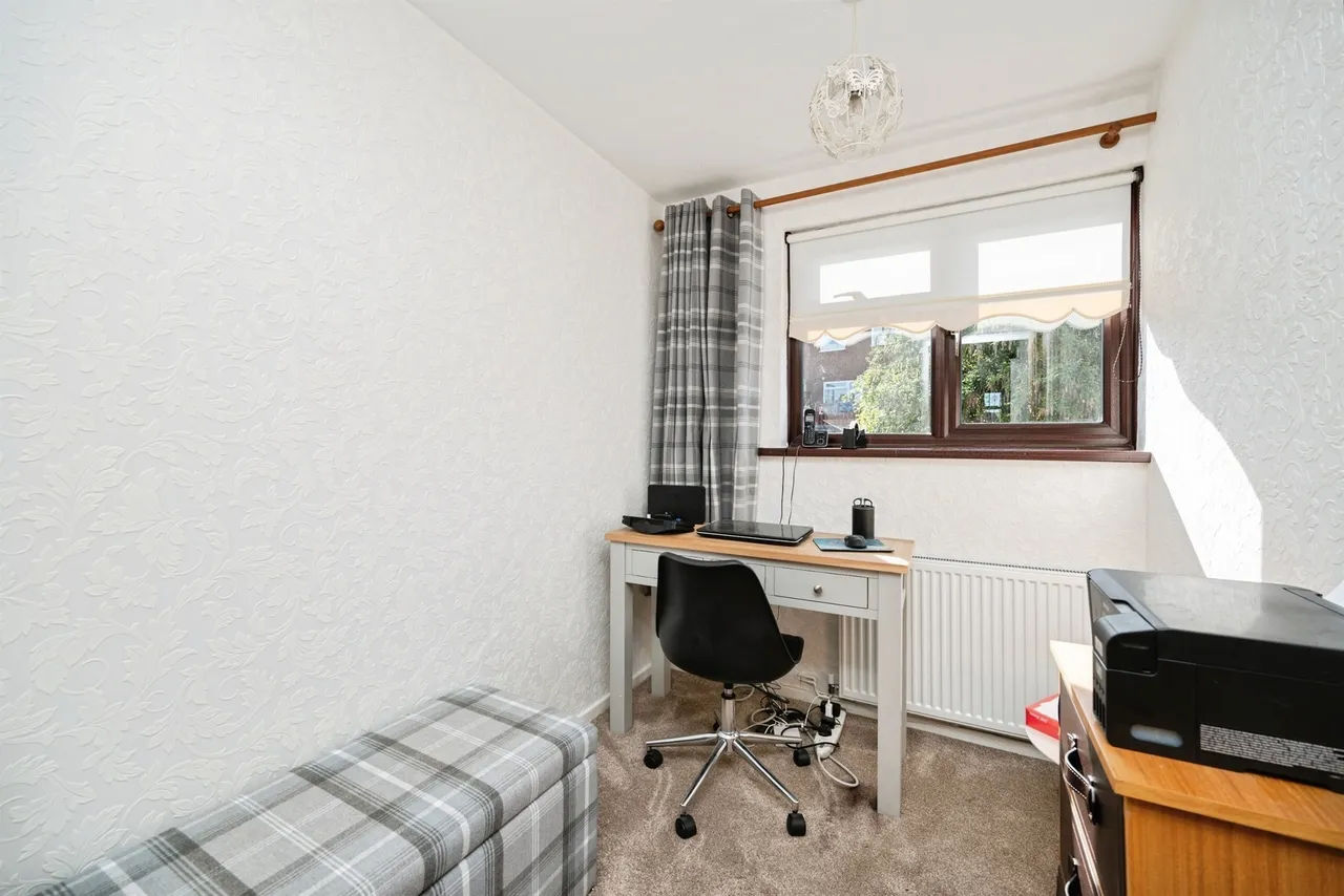 Raby Close, Tividale, OLDBURY, photo 7