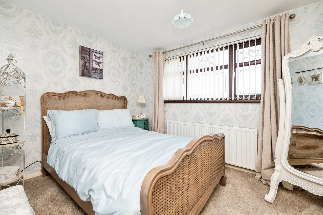 Raby Close, Tividale, OLDBURY, photo 6