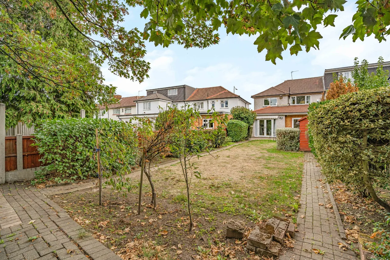 Cranbrook Road, Ilford, IG2, photo 22