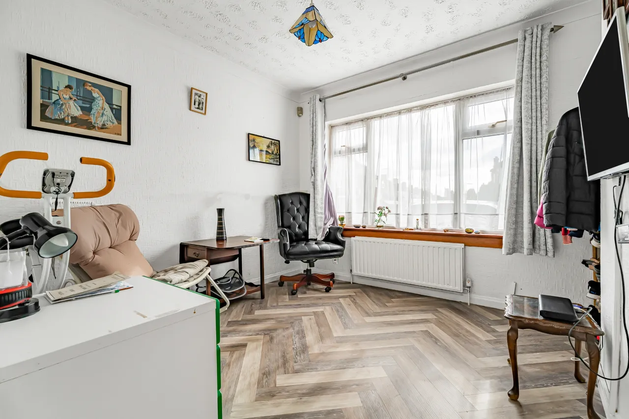 Cranbrook Road, Ilford, IG2, photo 7
