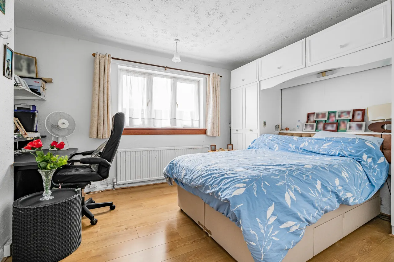Cranbrook Road, Ilford, IG2, photo 15