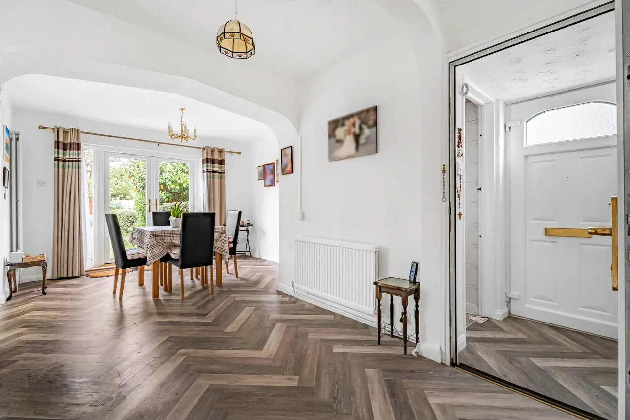 Cranbrook Road, Ilford, IG2, photo 8