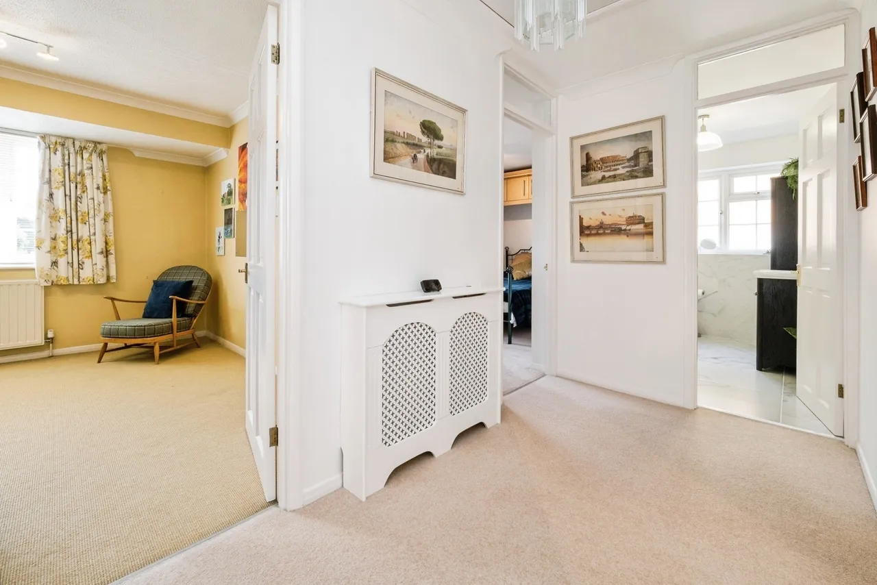 Roseacre Close, Hornchurch, RM11, photo 24