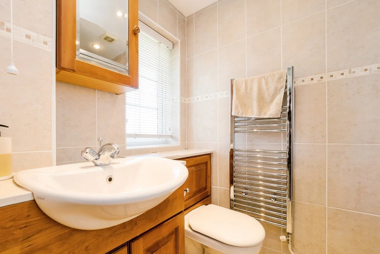 Roseacre Close, Hornchurch, RM11, photo 30