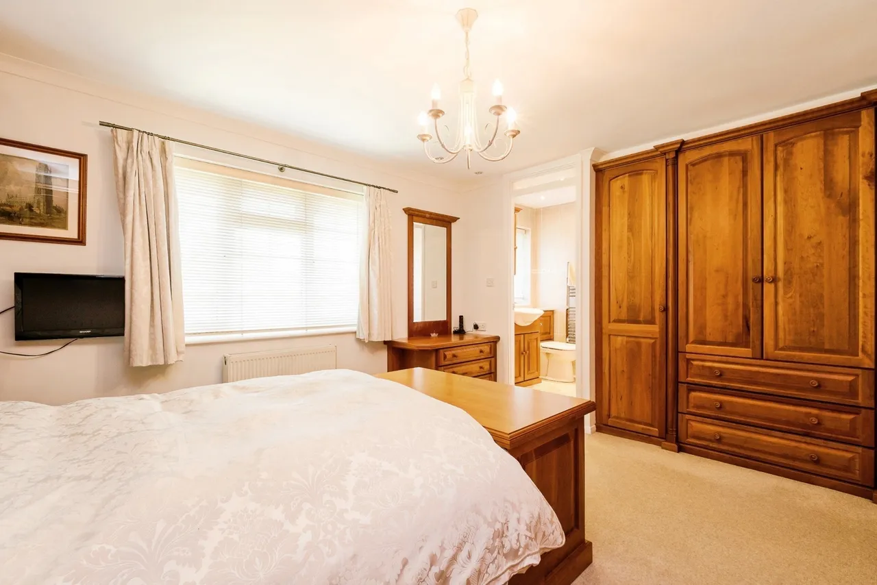 Roseacre Close, Hornchurch, RM11, photo 28
