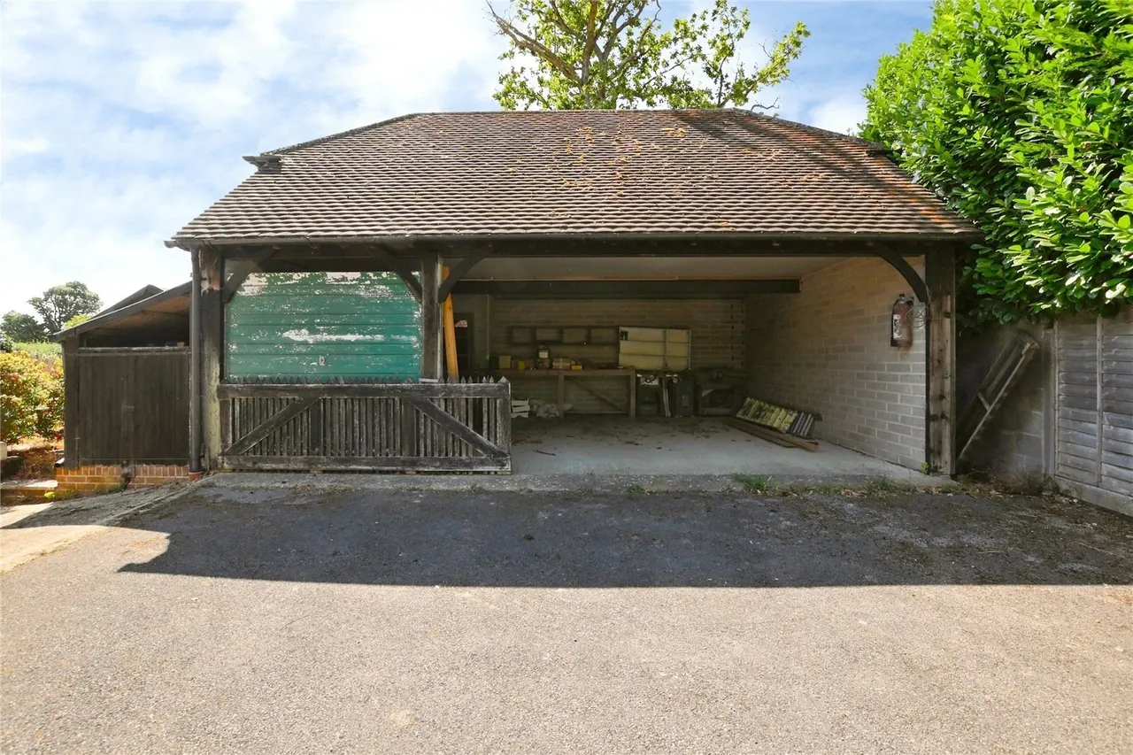 Lodsworth, Petworth, GU28, photo 9
