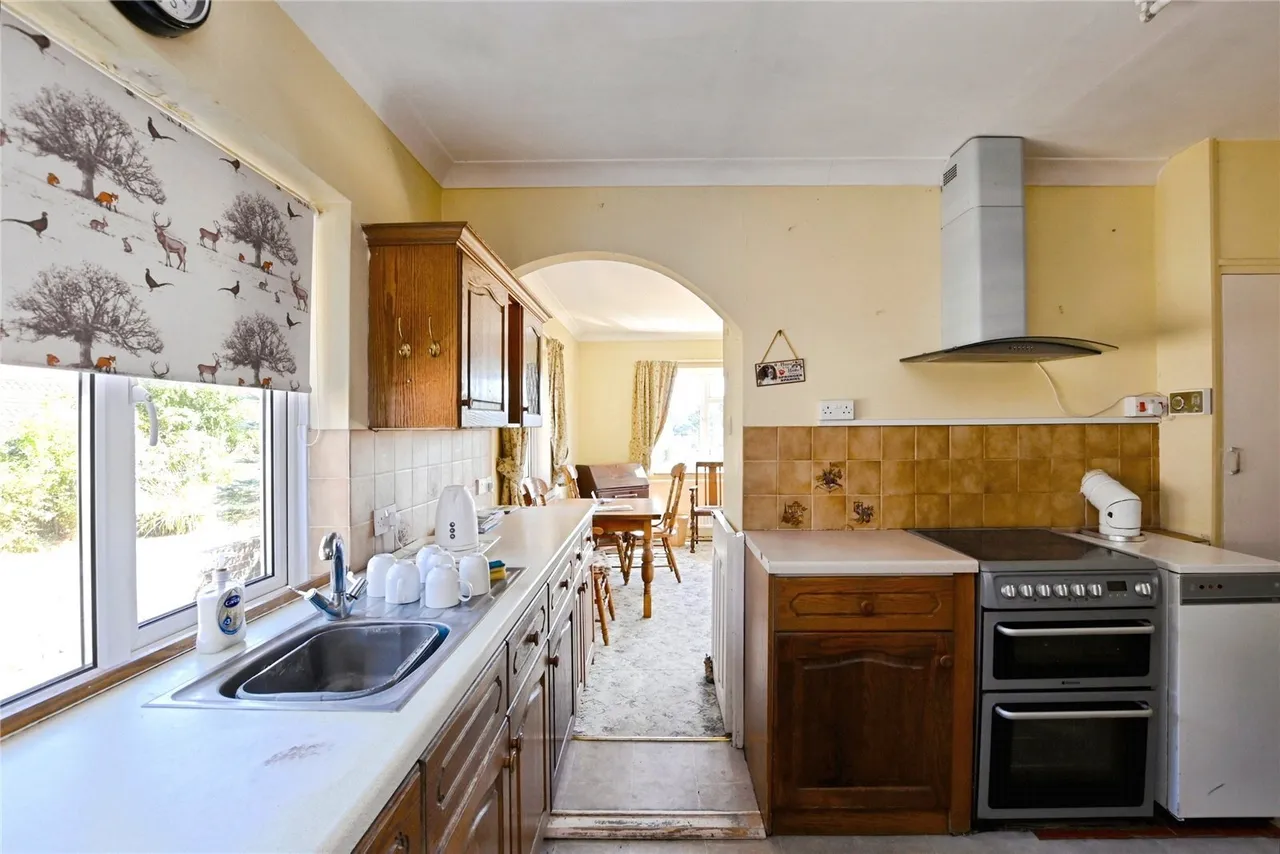 Lodsworth, Petworth, GU28, photo 3