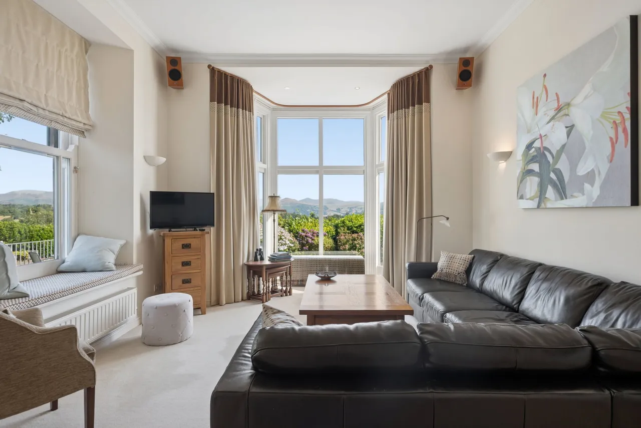 Highfield House, Hawkshead Hill, LA22, photo 2