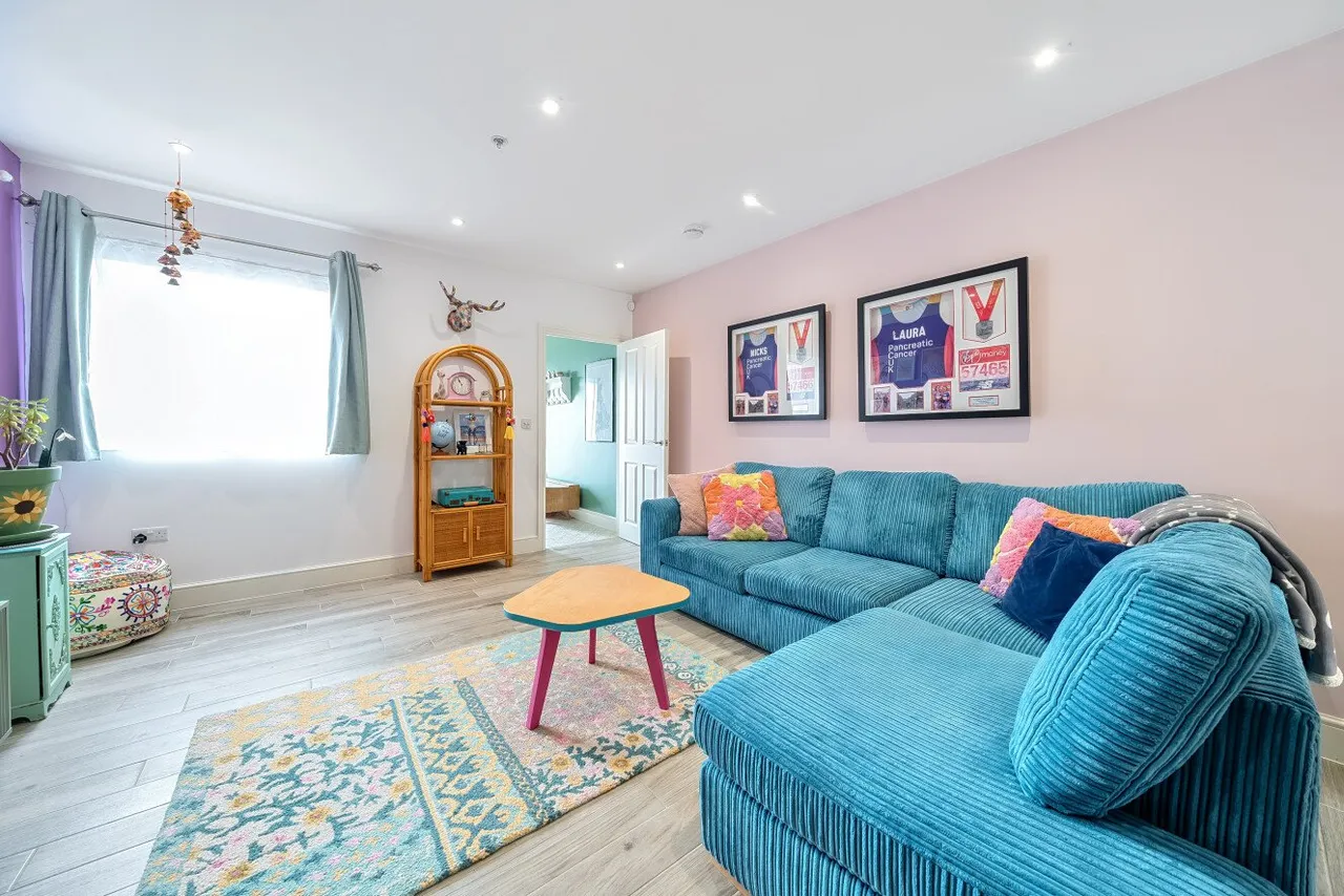 4 bed house for sale — South Norwood Hill, South Norwood, London, SE25