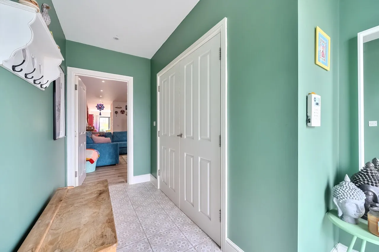 South Norwood Hill, South Norwood, London, SE25, photo 6