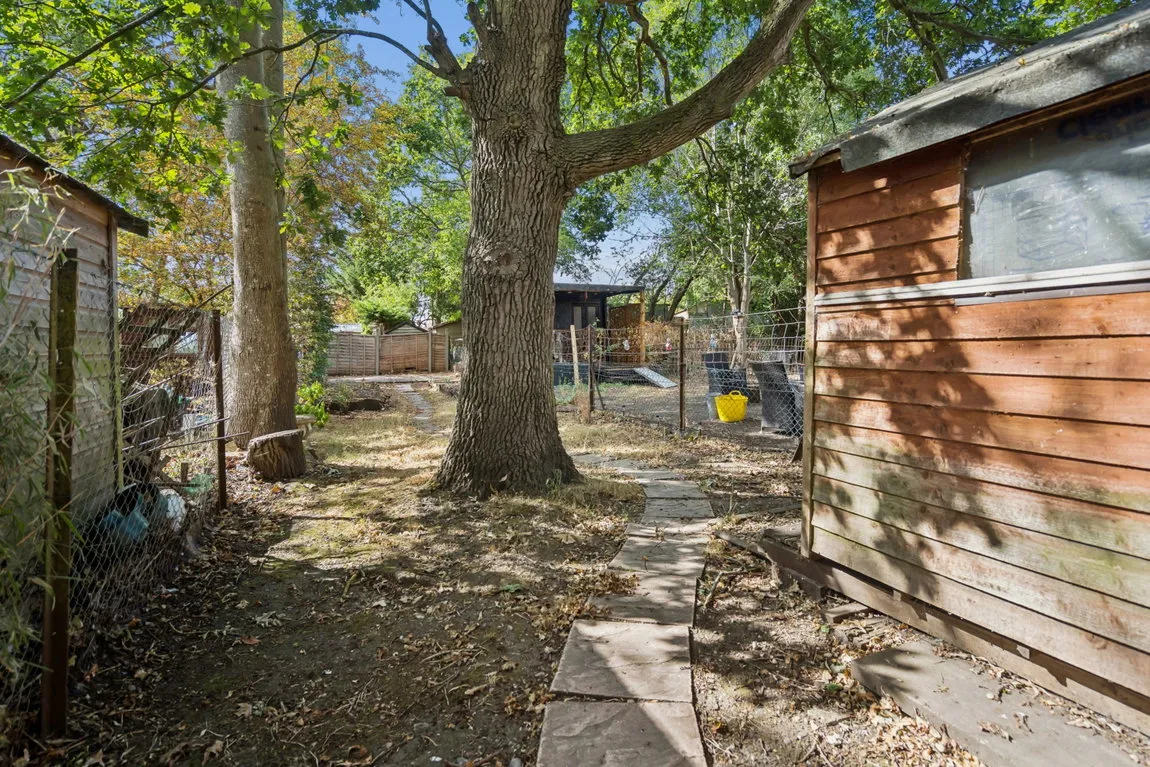 High Street, Northwood, HA6, photo 16