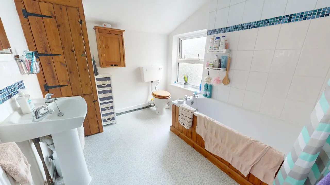 Range Road, Gravesend, DA12, photo 9