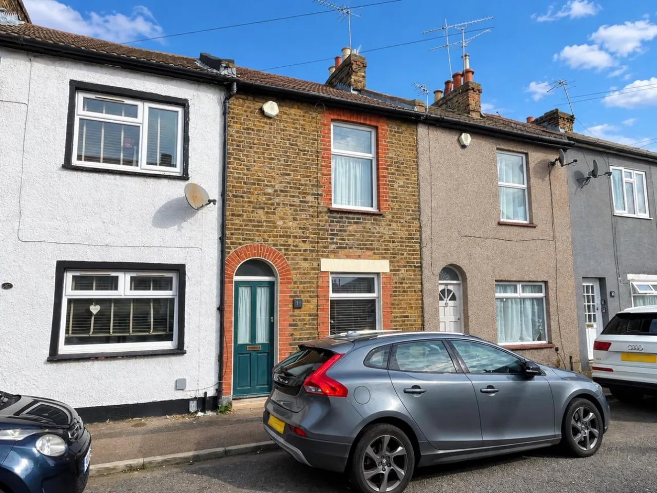2 bed house for sale, Range Road, Gravesend, DA12