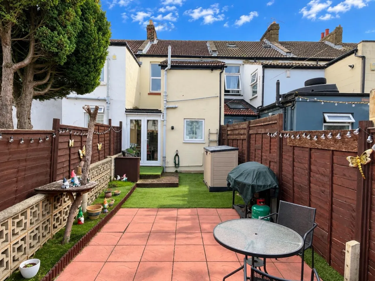 Range Road, Gravesend, DA12, photo 11