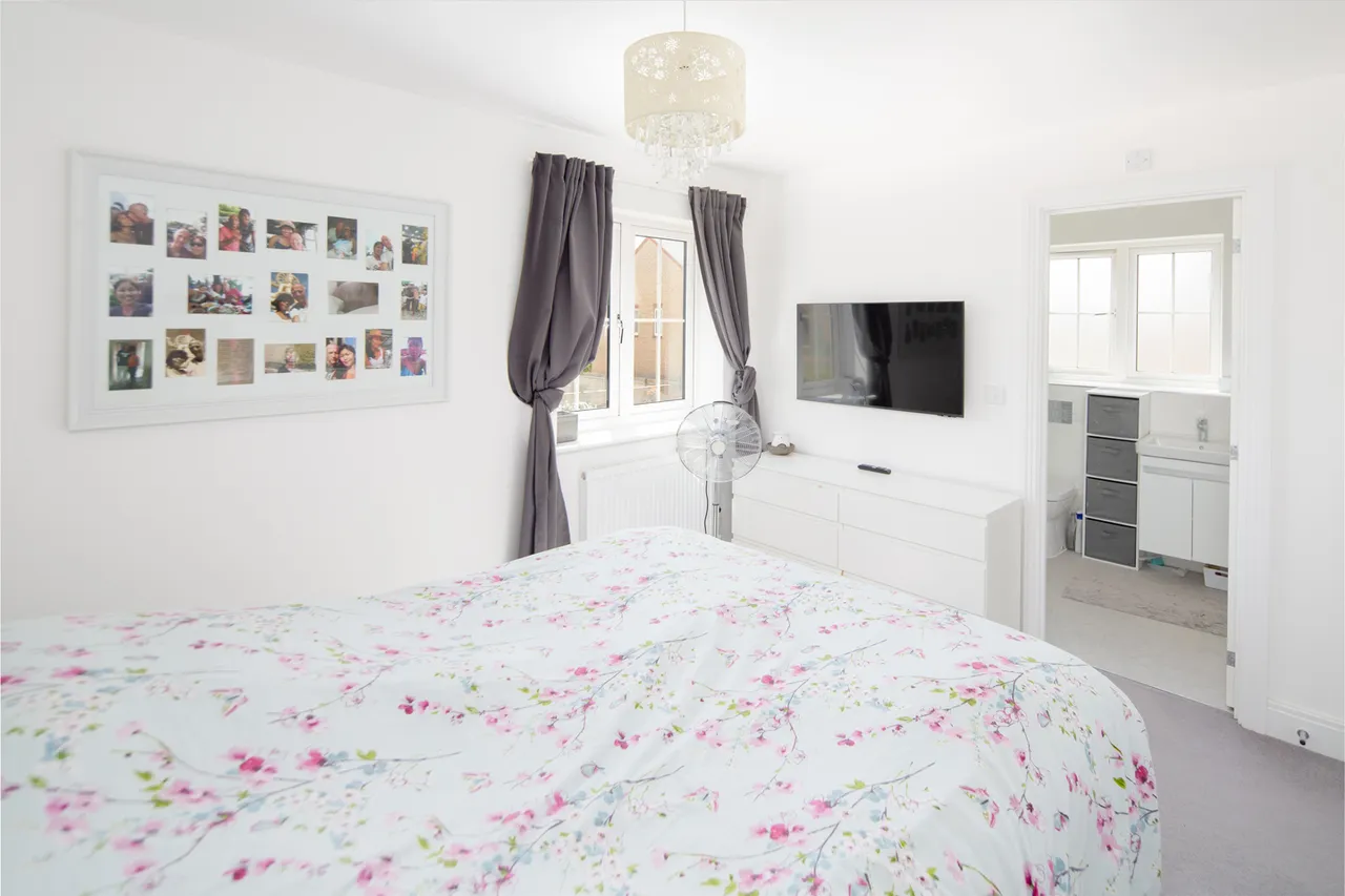 Buxton Close, Bicester, photo 16