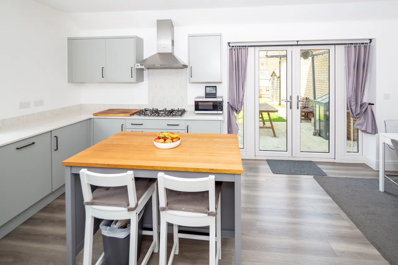 Buxton Close, Bicester, photo 9