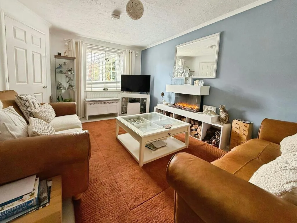 Farleys Way, Peasmarsh, TN31, photo 2
