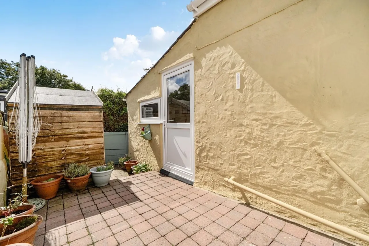 Church Road, Treswithian, TR14, photo 20