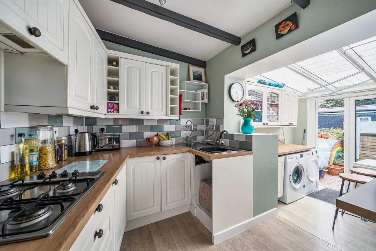 Church Road, Treswithian, TR14, photo 6