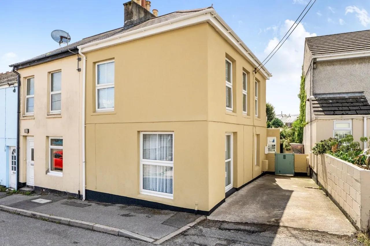 Church Road, Treswithian, TR14, photo 24