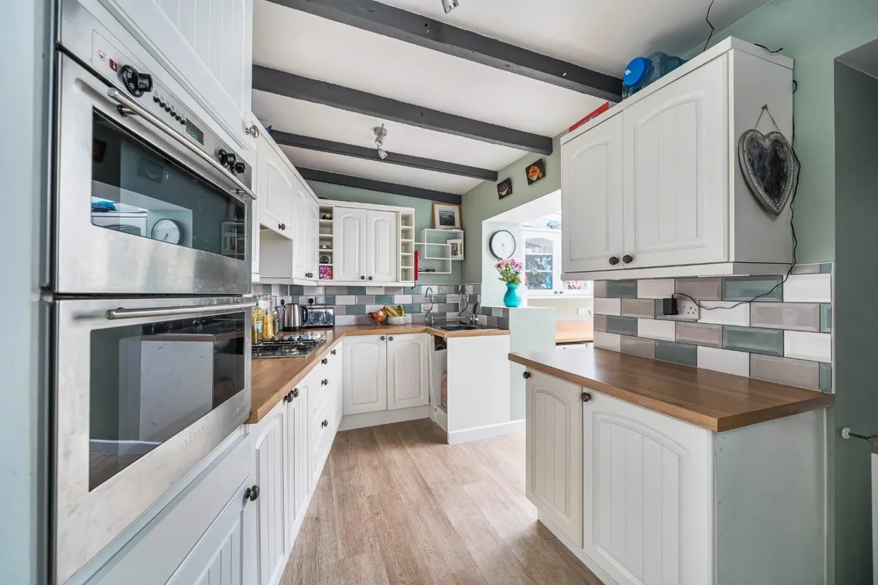 Church Road, Treswithian, TR14, photo 4