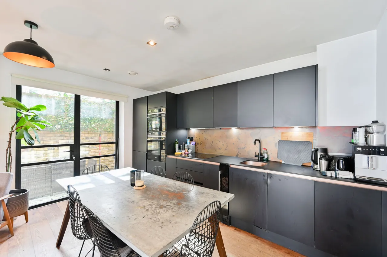 Flat 21, 7 Old Town, London, photo 4