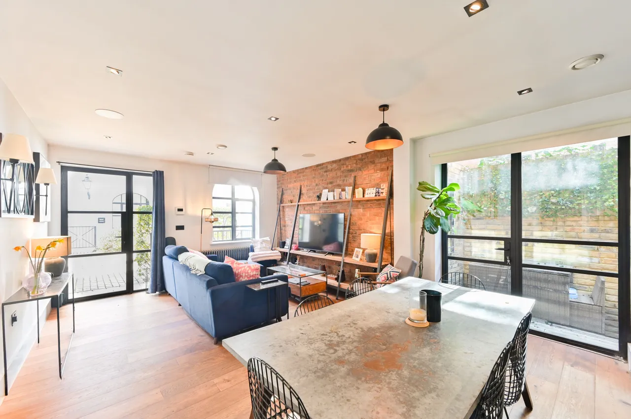 Flat 21, 7 Old Town, London, photo 3