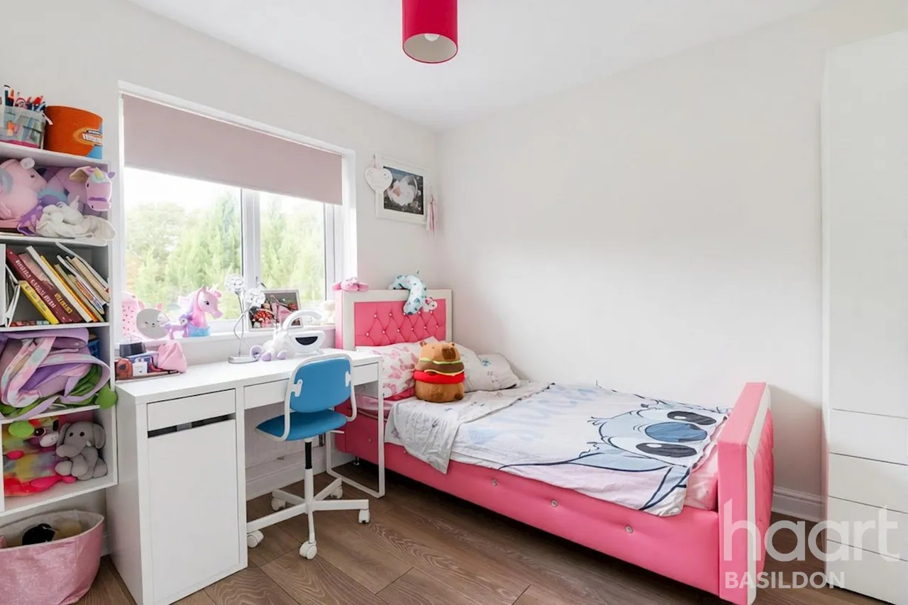 Sellars Way, Basildon, SS15, photo 12