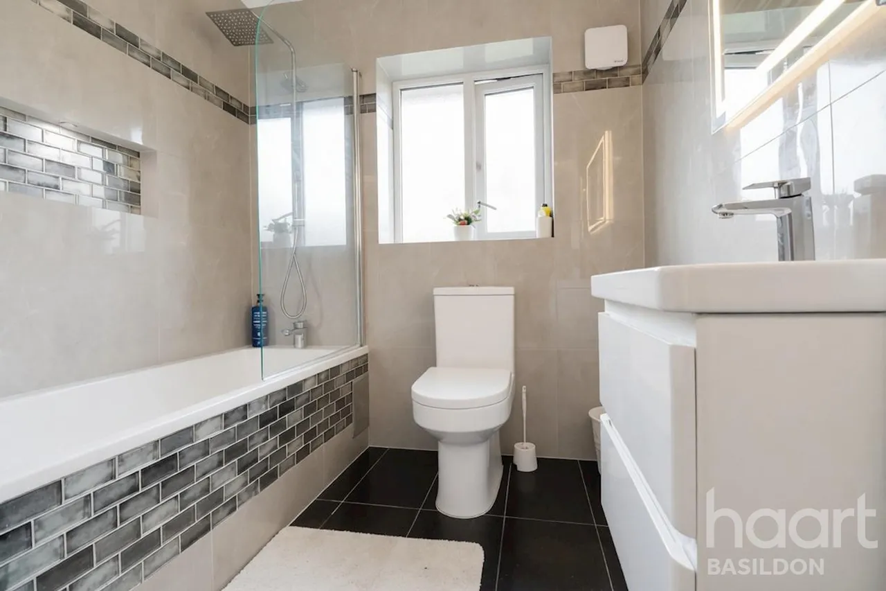 Sellars Way, Basildon, SS15, photo 14