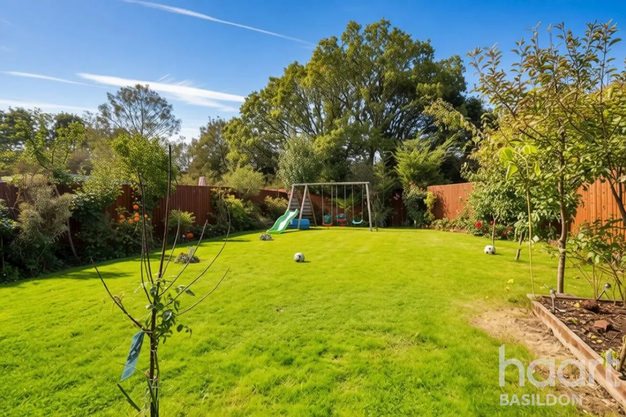 Sellars Way, Basildon, SS15, photo 22