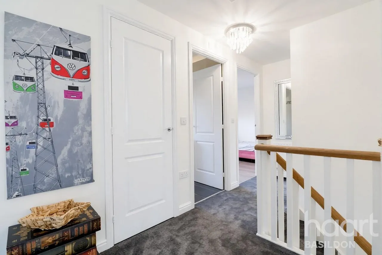 Sellars Way, Basildon, SS15, photo 11