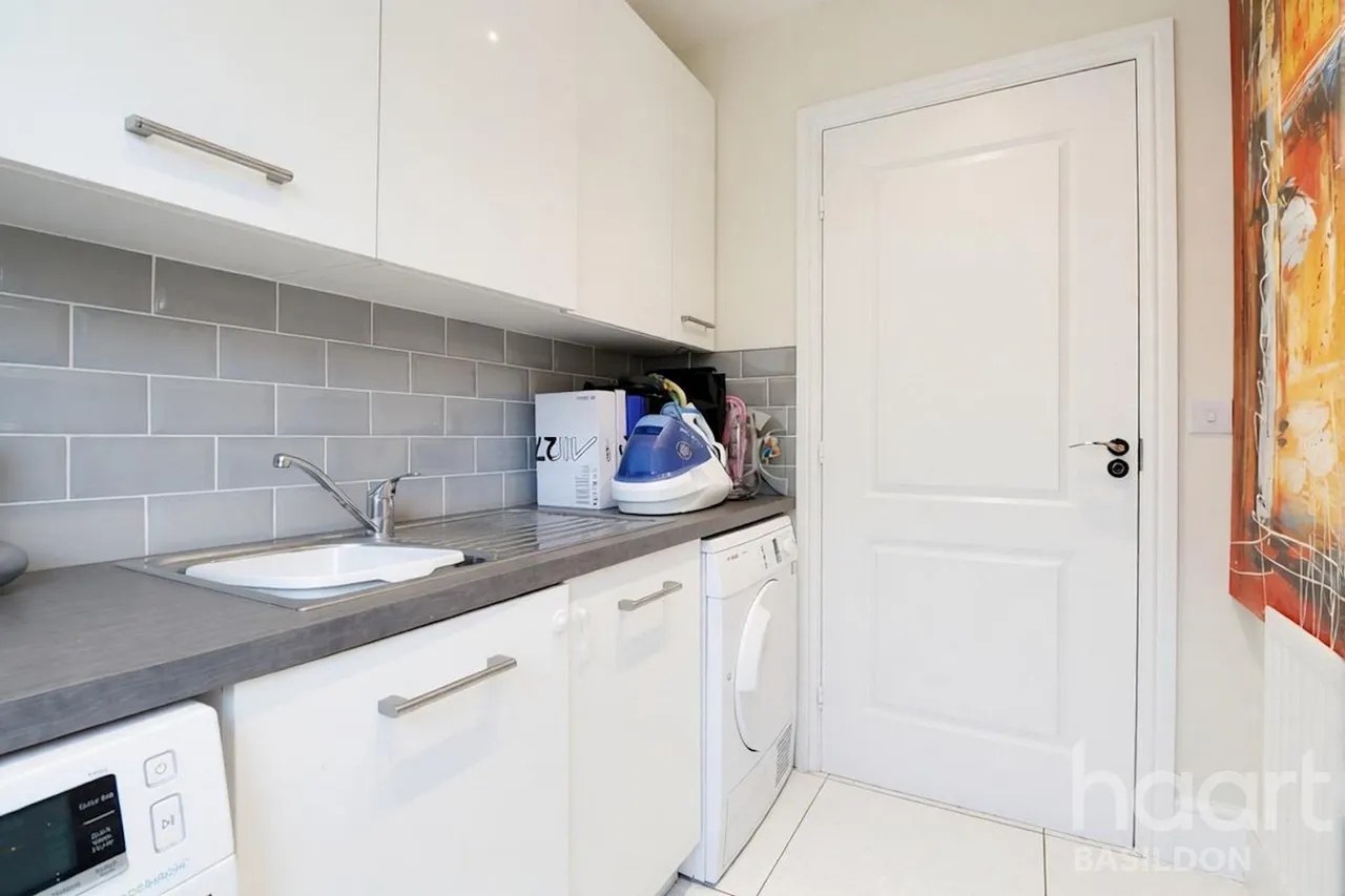 Sellars Way, Basildon, SS15, photo 9