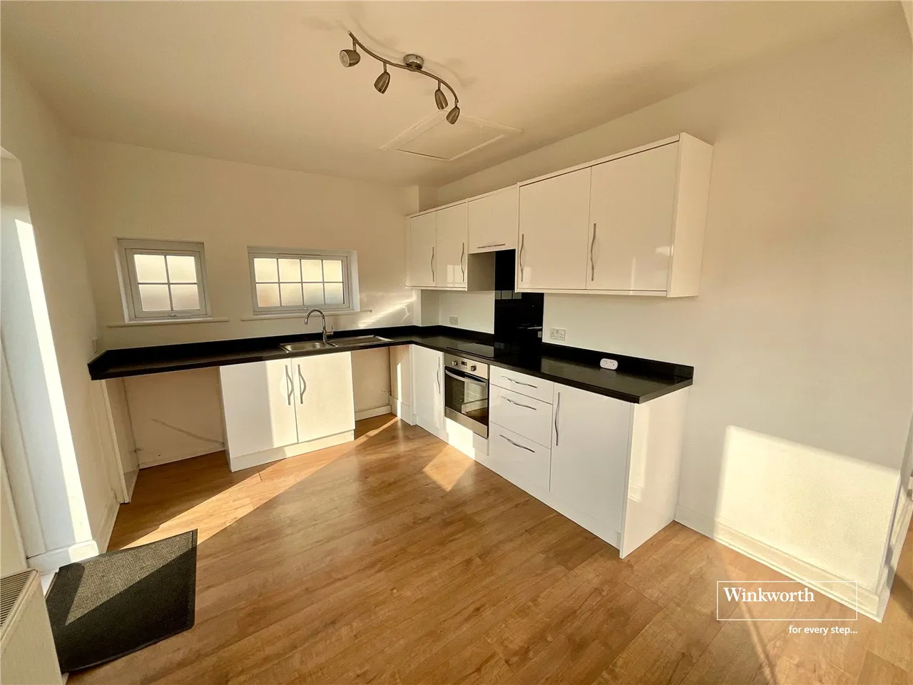 Woodland Way, Highcliffe, Dorset, BH23, photo 7