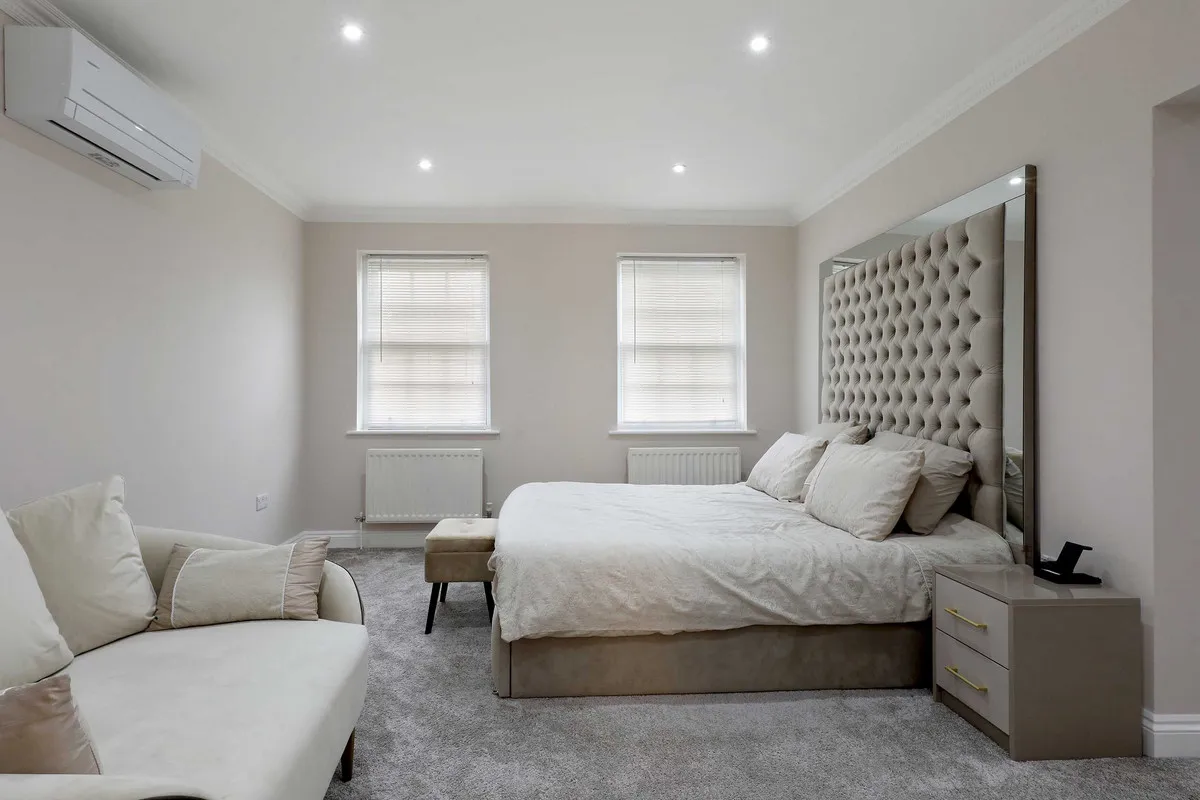Templewood Lane, Farnham Common, SL2, photo 15