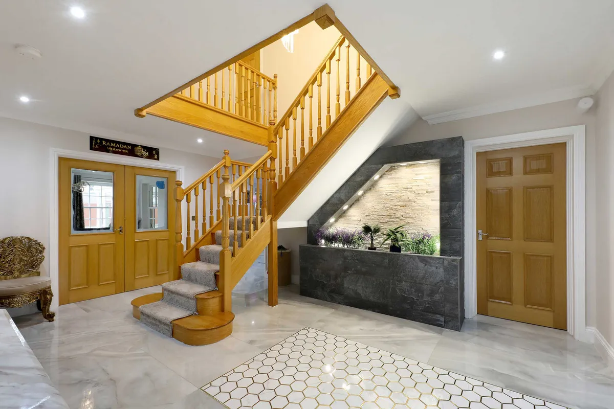 Templewood Lane, Farnham Common, SL2, photo 4