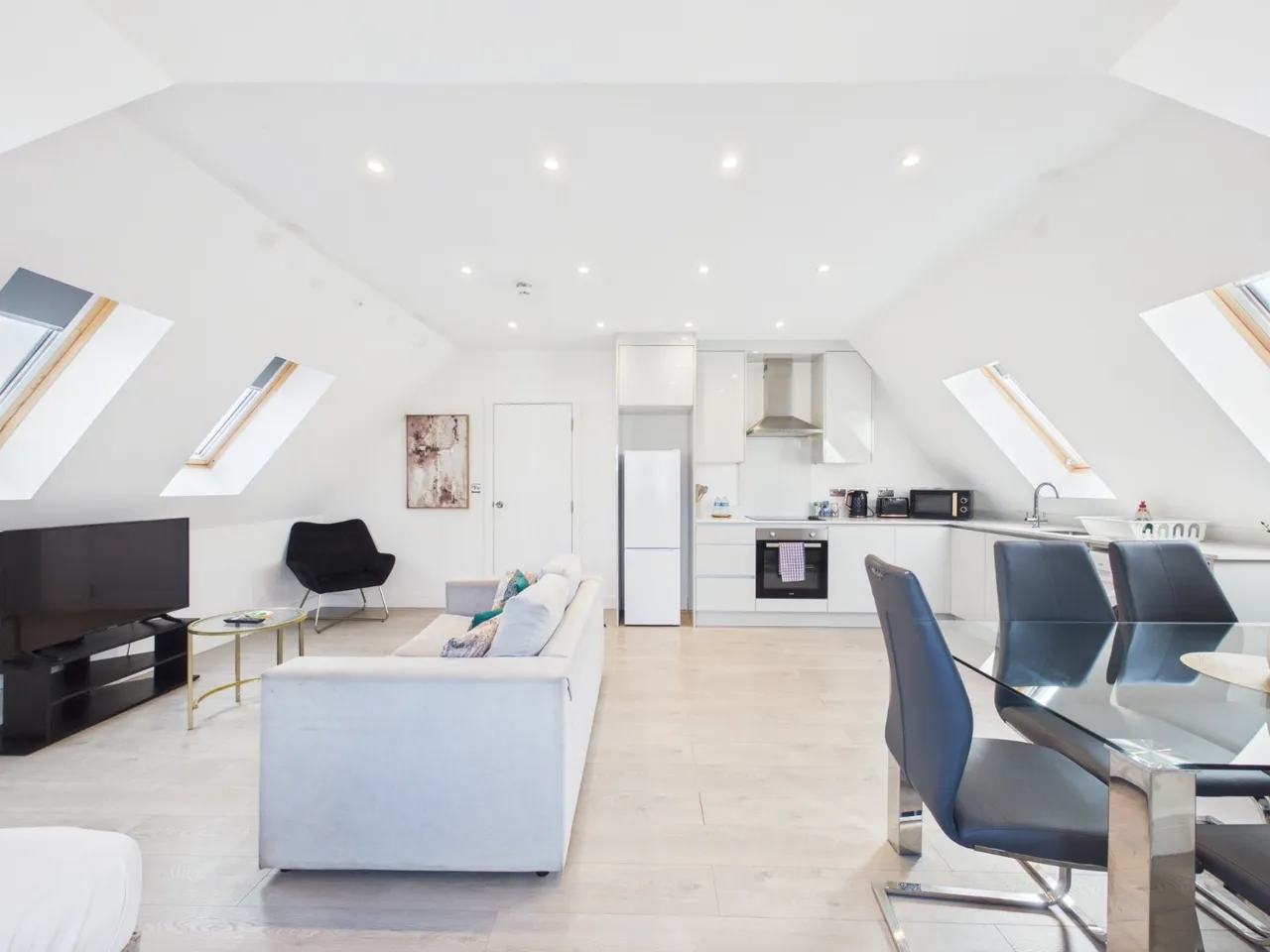 Desford Way, Ashford, TW15, photo 6