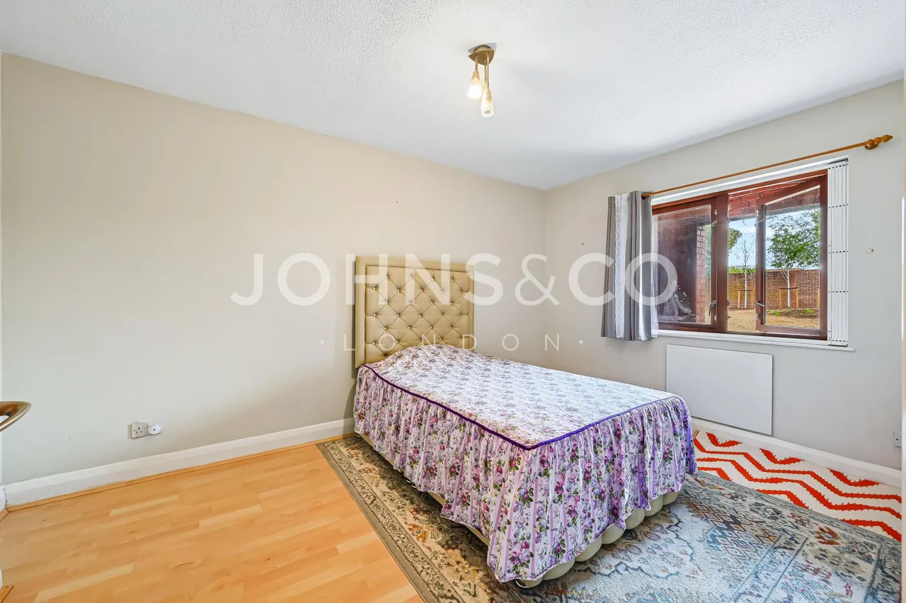 Brook Road South, Brentford, TW8, photo 7