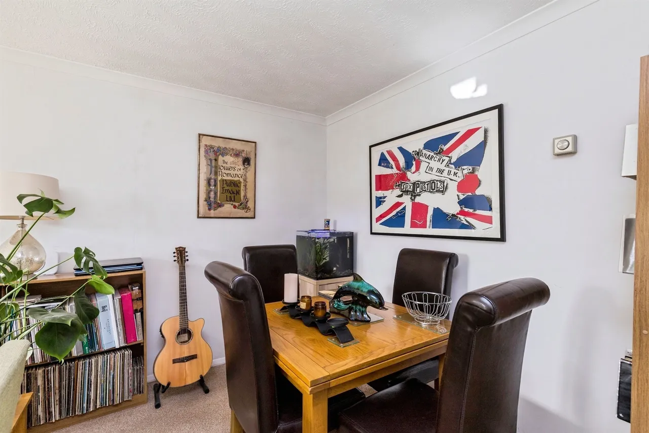 Gordon Road, Burgess Hill, RH15, photo 7