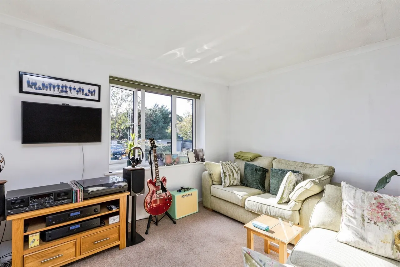 Gordon Road, Burgess Hill, RH15, photo 5
