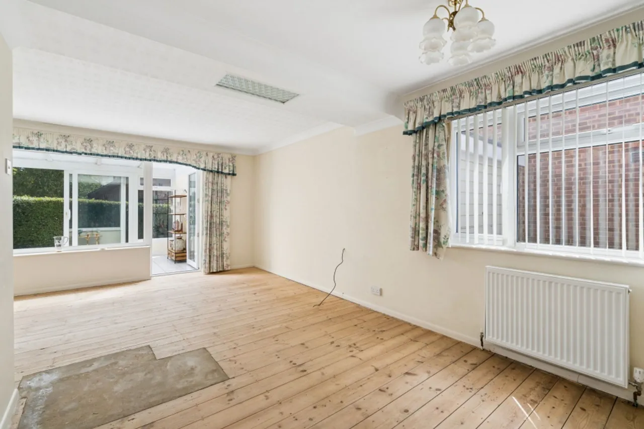 Woodlands Drive, Naphill, HP14, photo 6