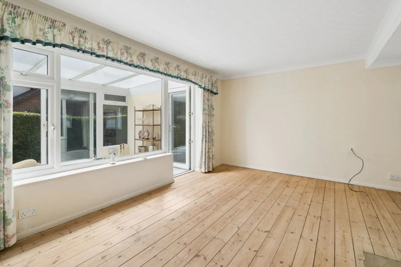 Woodlands Drive, Naphill, HP14, photo 7