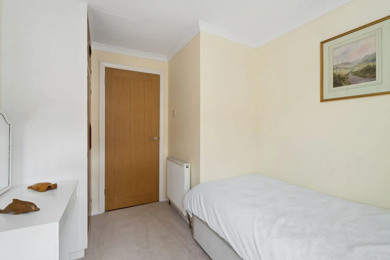 Woodlands Drive, Naphill, HP14, photo 14