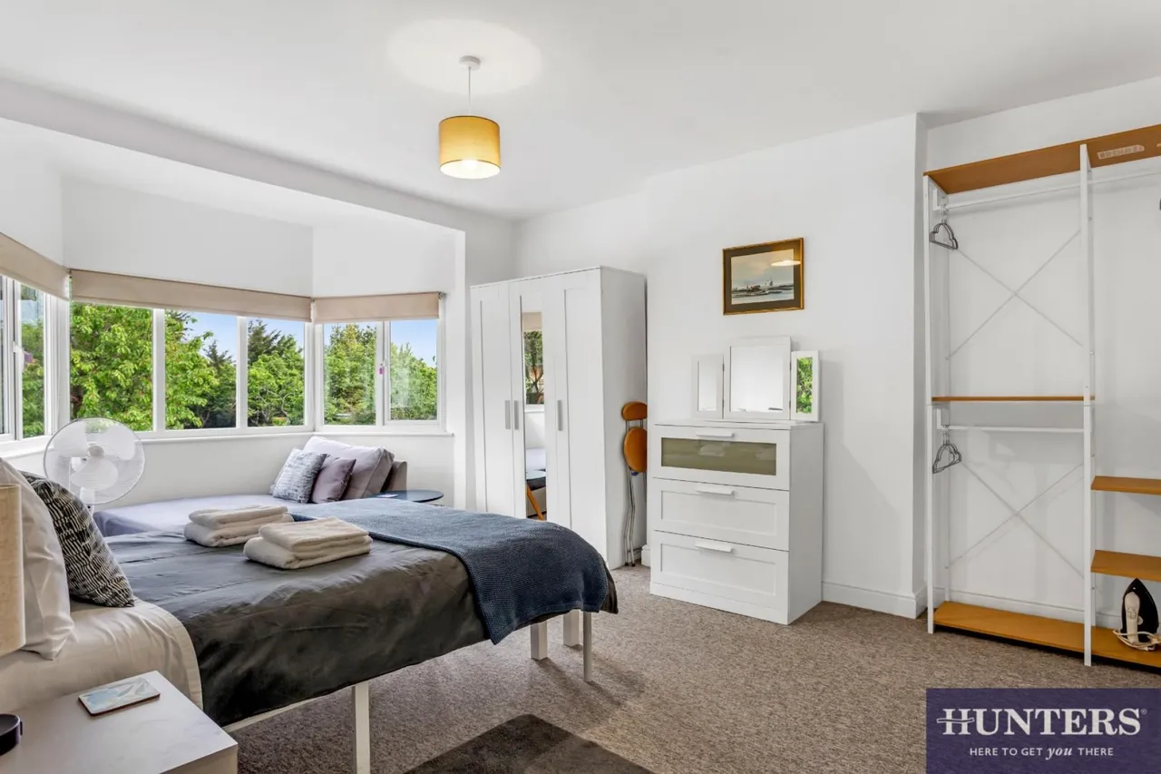 Hendon Way, London, NW4, photo 9