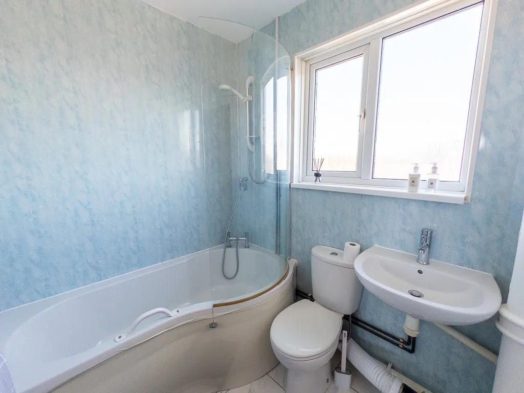 Queens Gardens, Dartford, Kent, DA2 6HY, photo 9